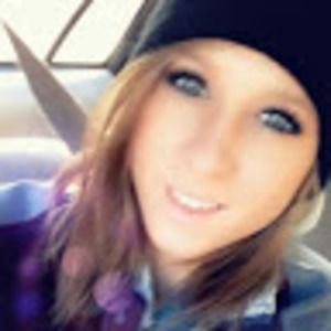 Meet your Posher, Lorrie